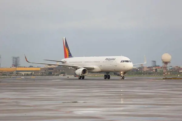 A321