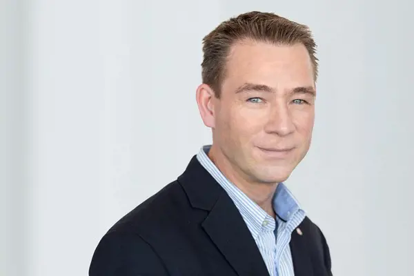 Sven Graber Sr Technics